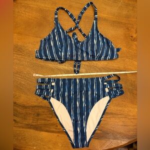 Cupshe Blue Striped Bikini Set